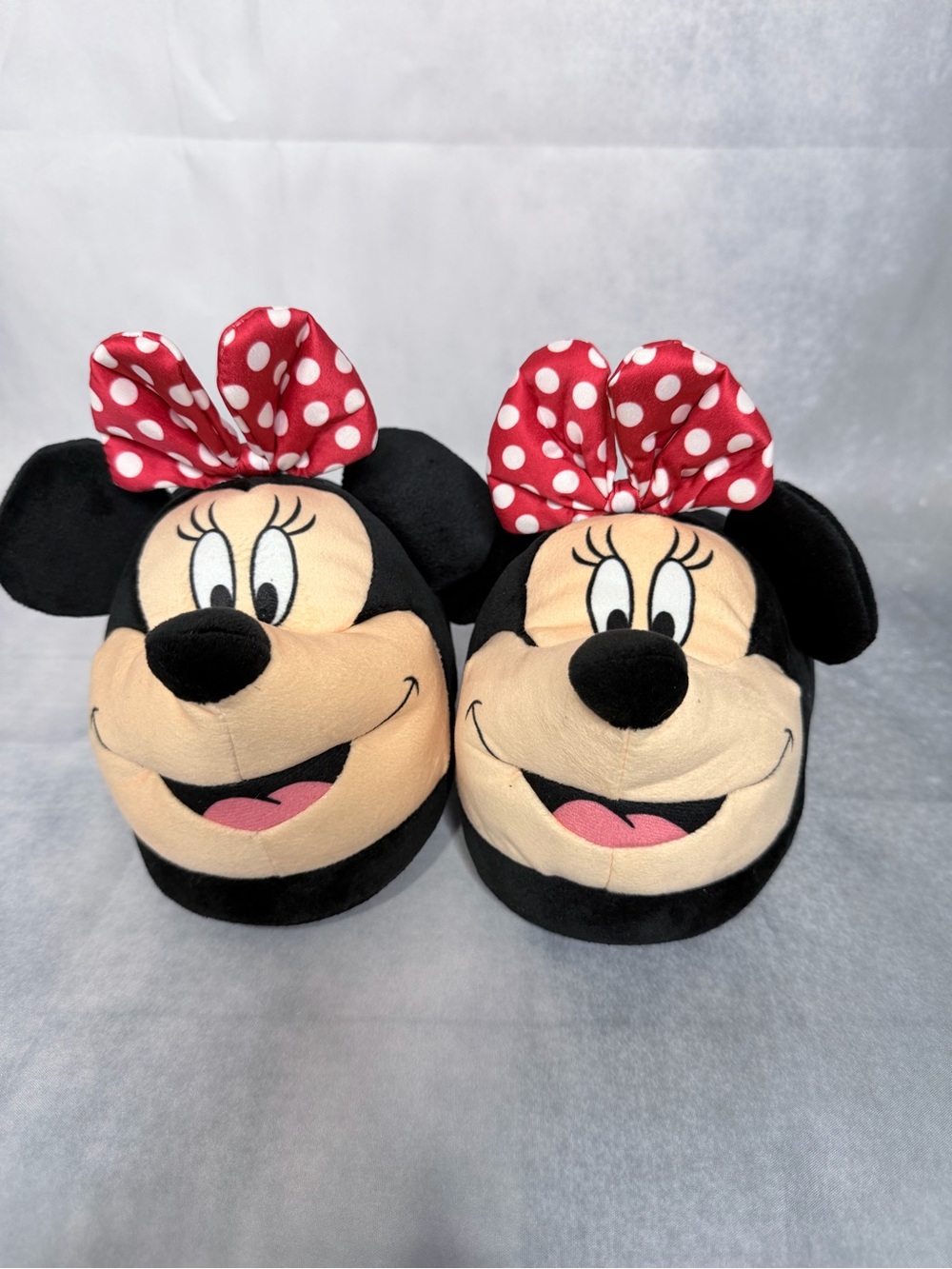 Disney Minnie Mouse Black and Red Polka Dot Plush Slippers